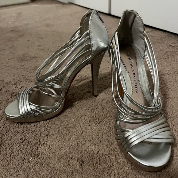 Chinese Laundry Strappy Heels - Silver 8.5 - Picture 2 of 6